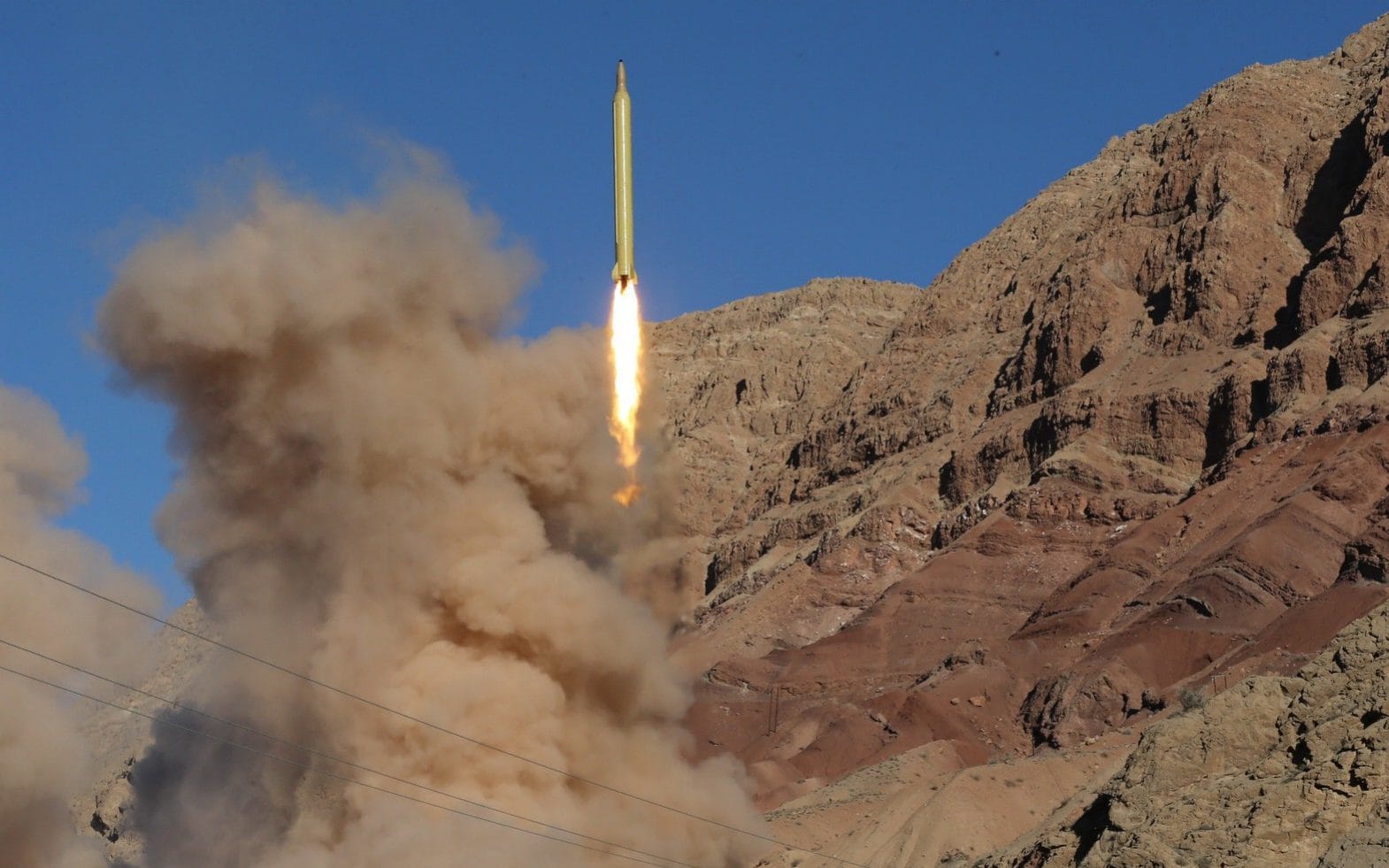 إيران تهدد بتوسيع مدى صواريخها إذا شعرت بالخطر من أوروبا