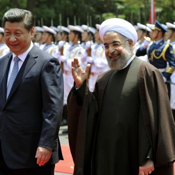 عذرًا إيران.. لن تنقذك الصين!