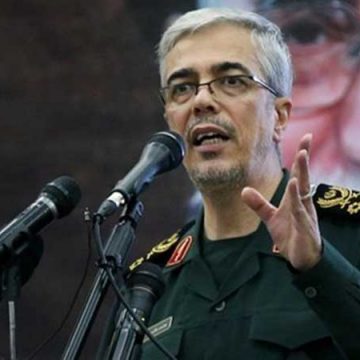 رئيس أركان الجيش الإيراني: أمريكا تخاطر برد فعل قوي لن تتخيله وستأسف عليه