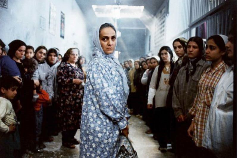 فيلم سجن النساء.. عقدين في سجون إيران بعد الثورة