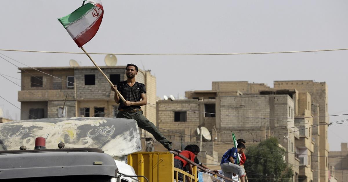 أعلام «إيران» و «روسيا» تكسو سوريا ما بعد الحرب