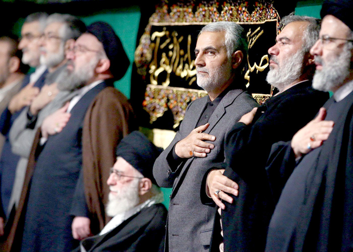 البرجوازية الإسلامية.. الاقتصاد السياسي لرجال الدين الشيعة في إيران