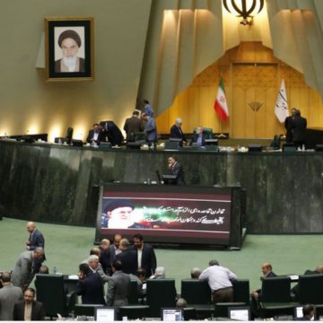جدل فى إيران حول قانون تاريخى بشأن العنف ضد المرأة