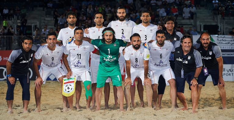 إيران تخسر أمام البرازيل في نصف نهائي بطولة كأس القارات لكرة القدم الشاطئية