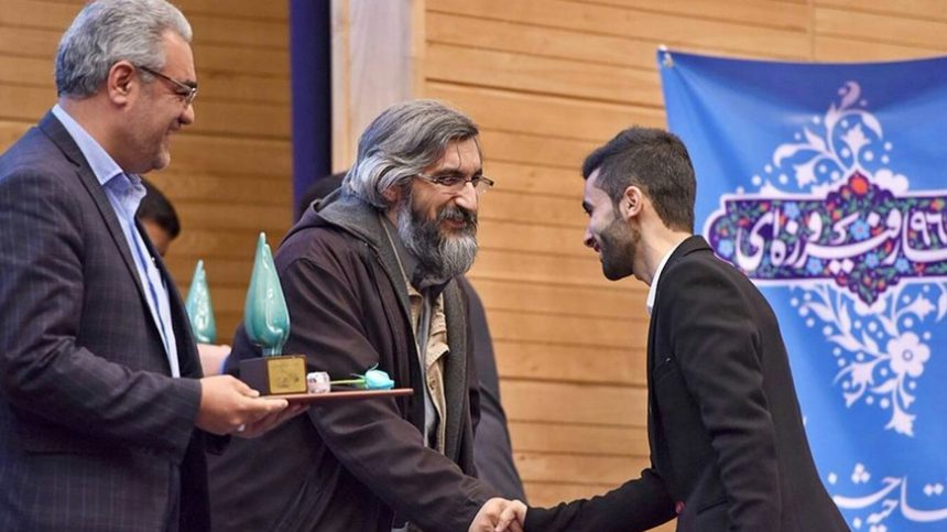 اجتماع الجيل الجديد من المتشددين الإيرانيين