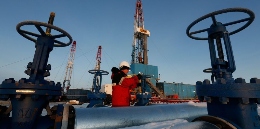 لماذا تخشى إيران من قرار «أوبك» زيادة إنتاج النفط؟